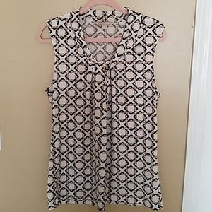 Women's patterned sleeveless top